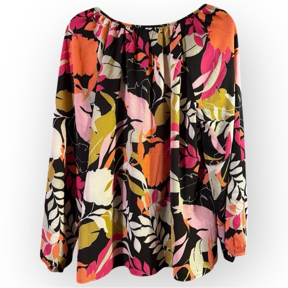 Counterparts Floral Long Sleeve Top - NWT - Picture 2 of 5